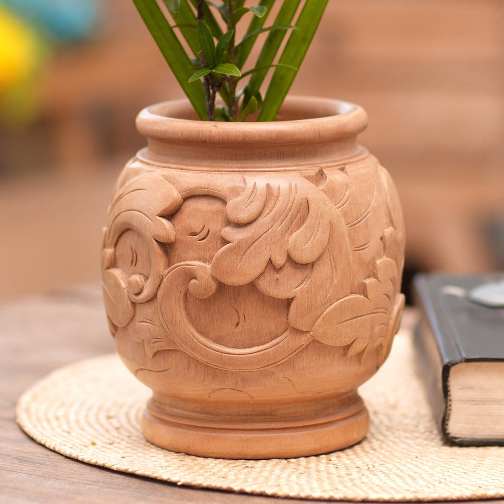 Decorative mahogany wood vase - Sukawati Floral II