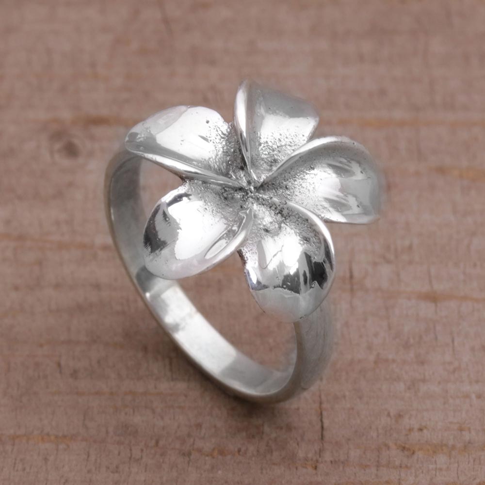 Handcrafted Sterling Silver Floral Cocktail Ring from Bali - Wangi Jepun