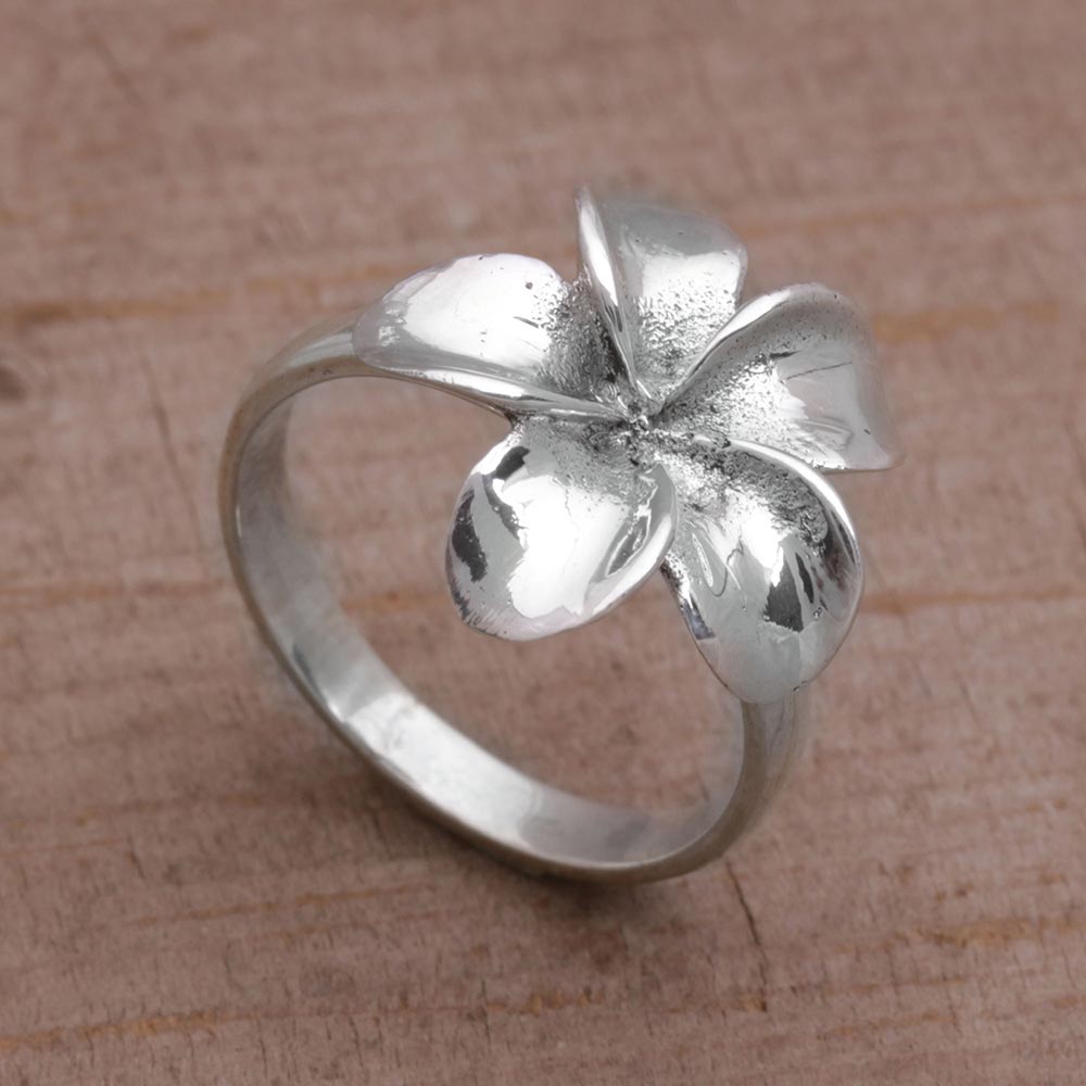 Handcrafted Sterling Silver Floral Cocktail Ring from Bali - Wangi Jepun